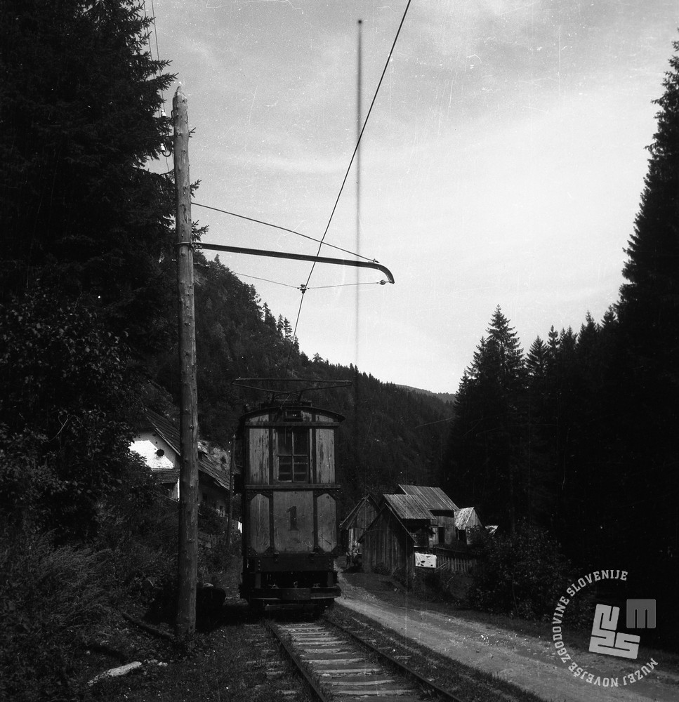 DE1403a_13: Gozdna železnica v Mislinji, leto 1957. Foto: Dušan Gostinčar, hrani: MNZS.